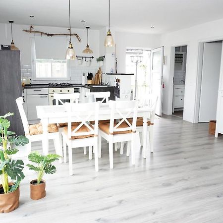 Ferienhaus Max Am Wasser Ferienpark Vislust Wervershoof Esterno foto