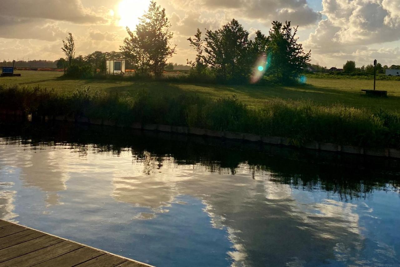 Ferienhaus Max Am Wasser Ferienpark Vislust Wervershoof Esterno foto