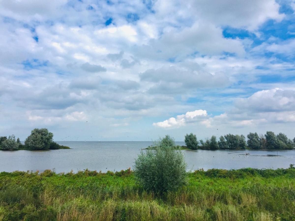 Ferienhaus Max Am Wasser Ferienpark Vislust Wervershoof Esterno foto